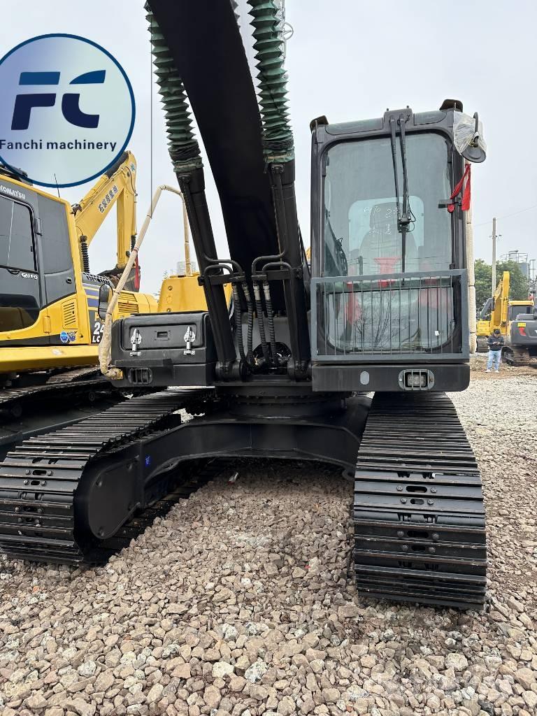 Volvo EC 210 Rupsgraafmachines
