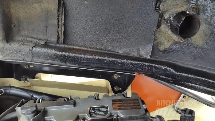 JLG AJ 600 Zelfrijdende knikarm hoogwerker