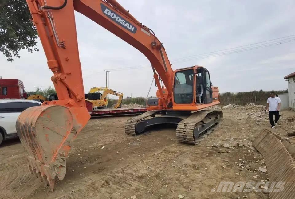 Doosan DX300LC Rupsgraafmachines