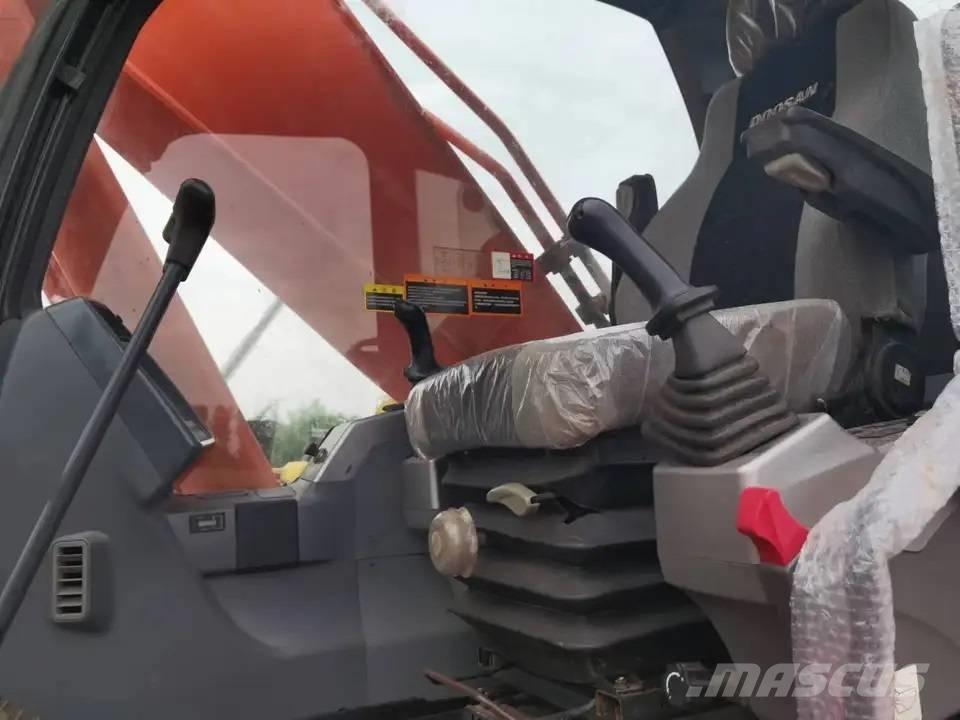Doosan DX300LC Rupsgraafmachines
