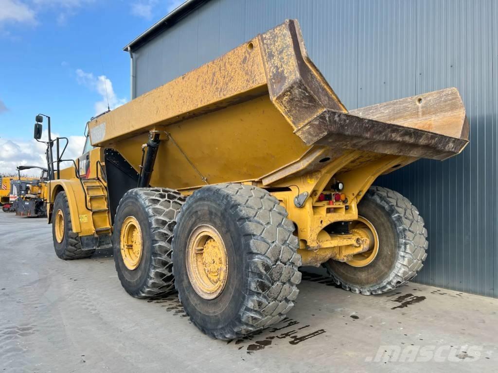 CAT 735B Knik dumptrucks