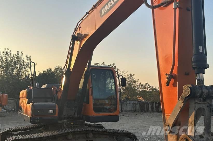 Doosan DX220 Rupsgraafmachines