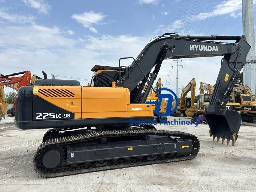 Hyundai 225LC-9S Rupsgraafmachines