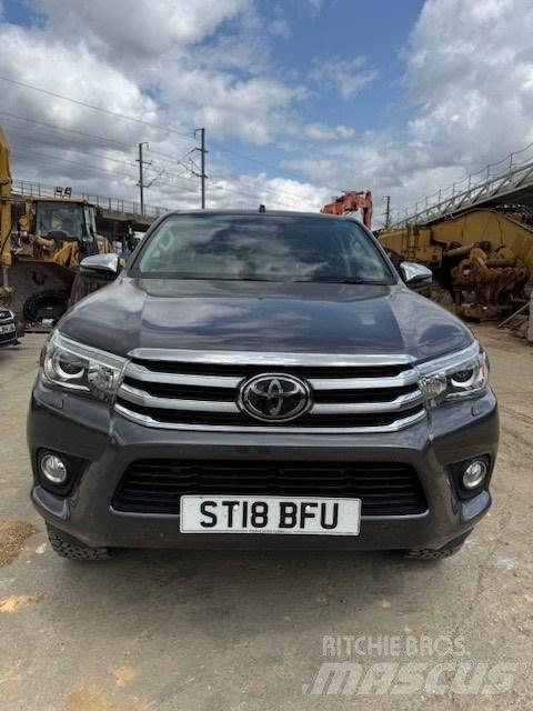 Toyota Hilux Bestelwagens met open laadbak