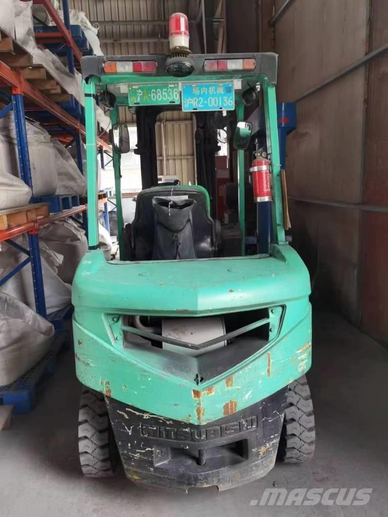 Mitsubishi FD 25 Diesel heftrucks