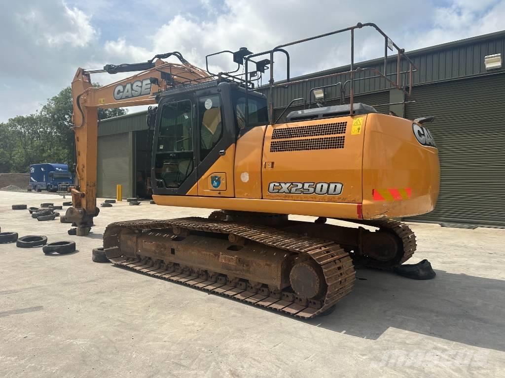CASE CX 250 D Rupsgraafmachines