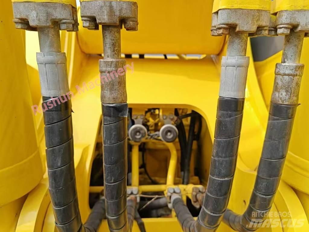 Komatsu PC 220-8 Rupsgraafmachines