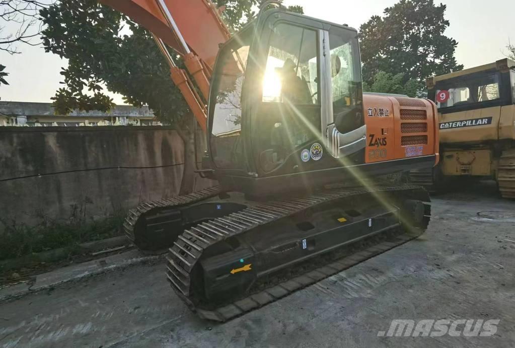 Hitachi ZX 200 Rupsgraafmachines
