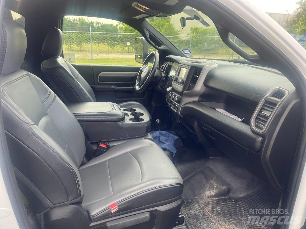 RAM 5500 Platte bakwagens