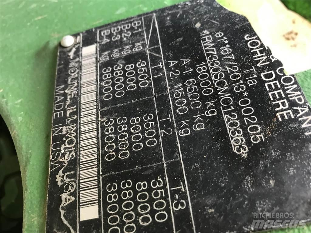 John Deere 7R 330 Tractoren