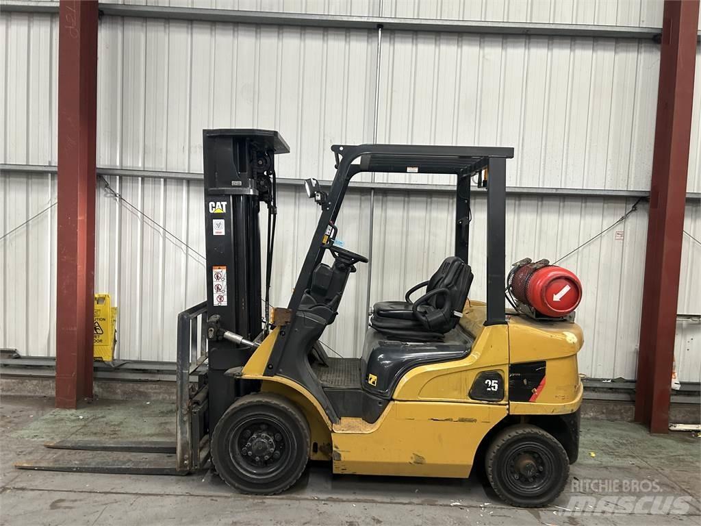 CAT GP25NT LPG heftrucks