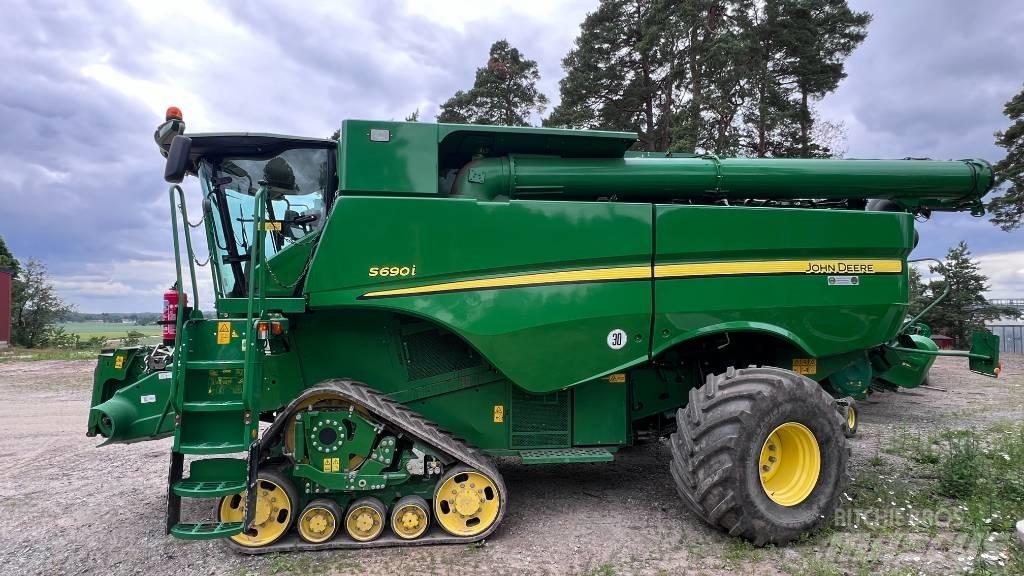 John Deere S 690 Maaidorsmachines