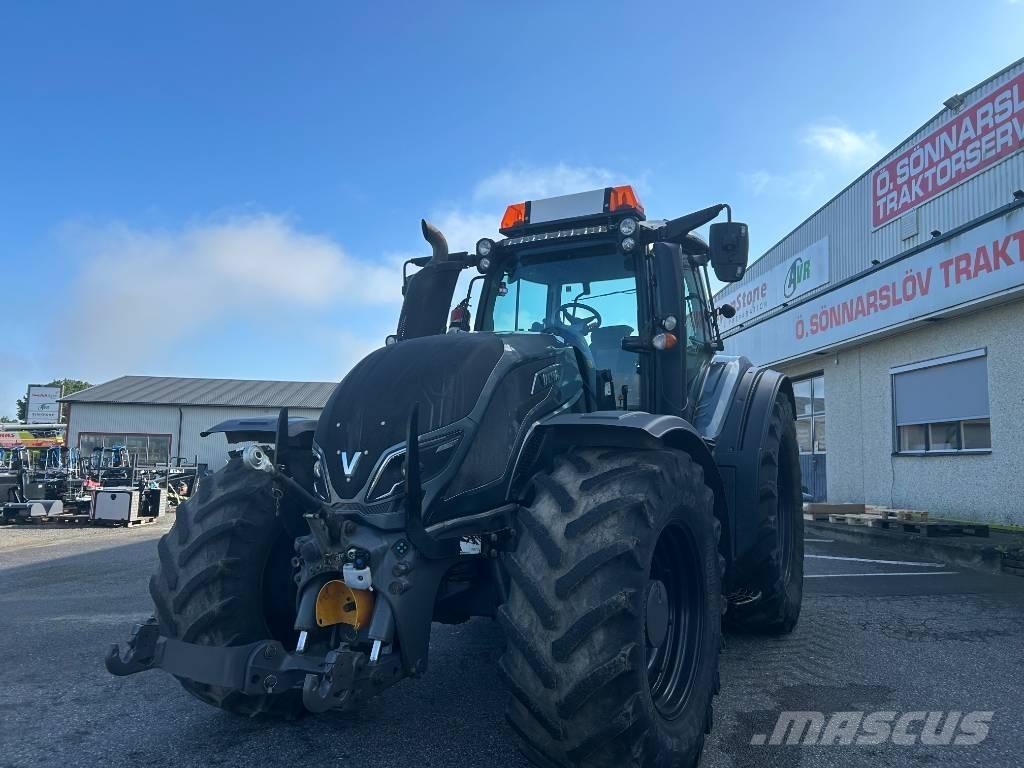 Valtra T 214 D Tractoren