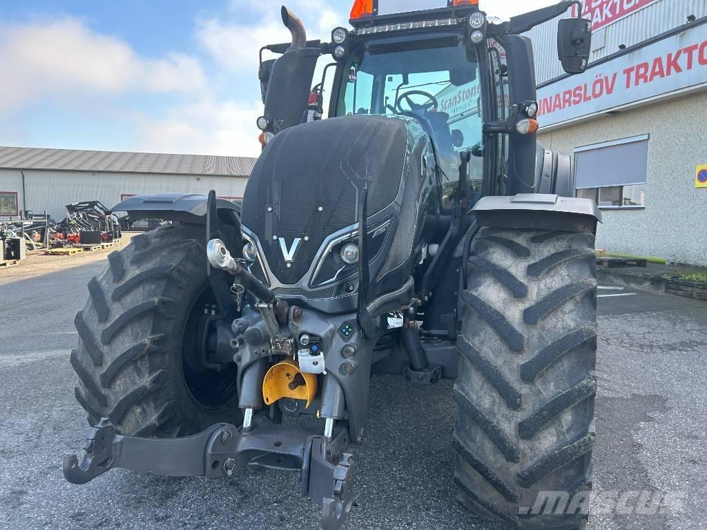 Valtra T 214 D Tractoren