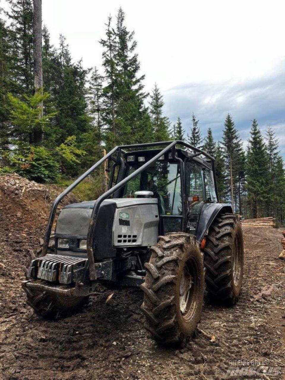 Valtra 6550 Bosbouw tractoren