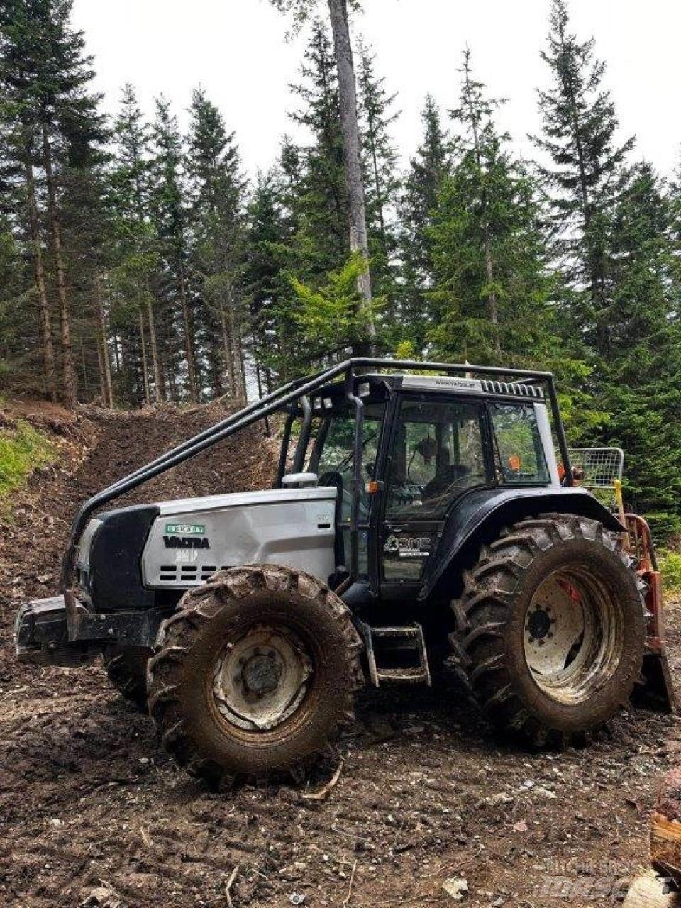 Valtra 6550 Bosbouw tractoren