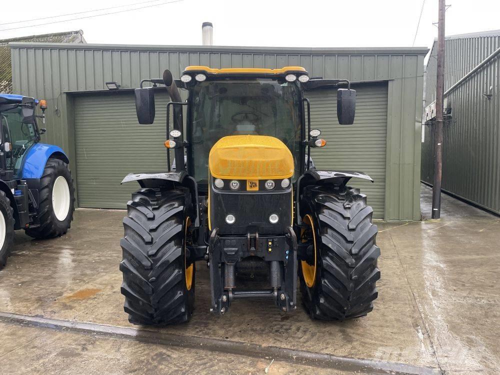 JCB 4220 Tractoren