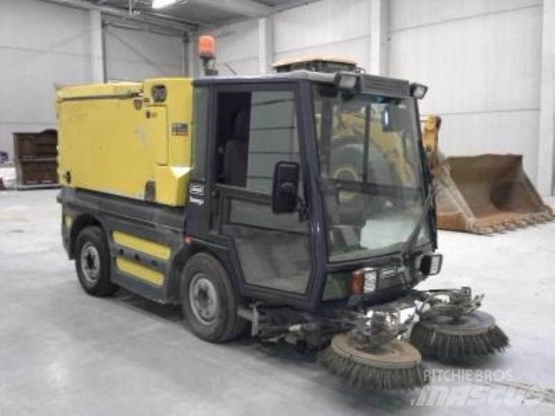 Schmidt SWING 240 Veegmachines