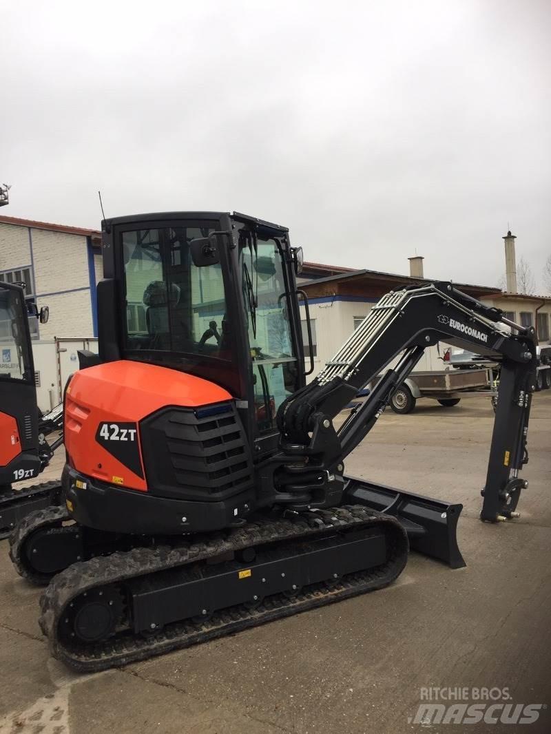 Eurocomach 42ZT Minigraafmachines < 7t