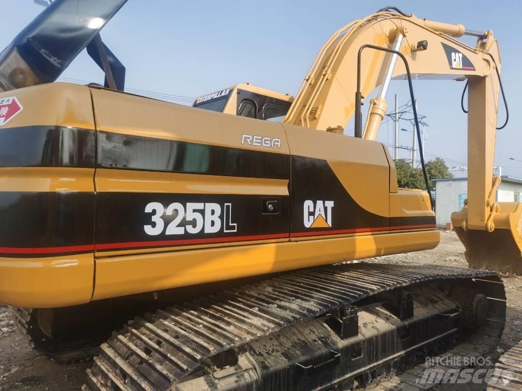 CAT 325 B Rupsgraafmachines