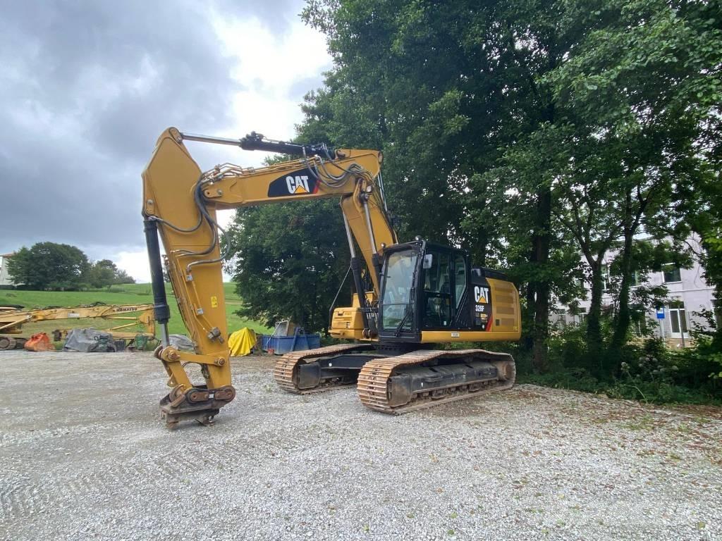 CAT 326 F Rupsgraafmachines