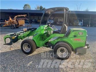 Avant 755 Wielladers