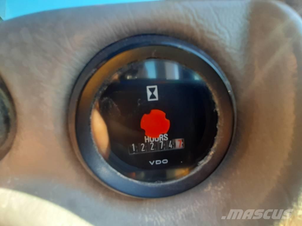 Volvo L 350 F Banden, wielen en velgen