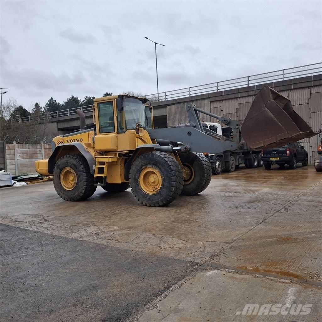 Volvo L 120 E Wielladers