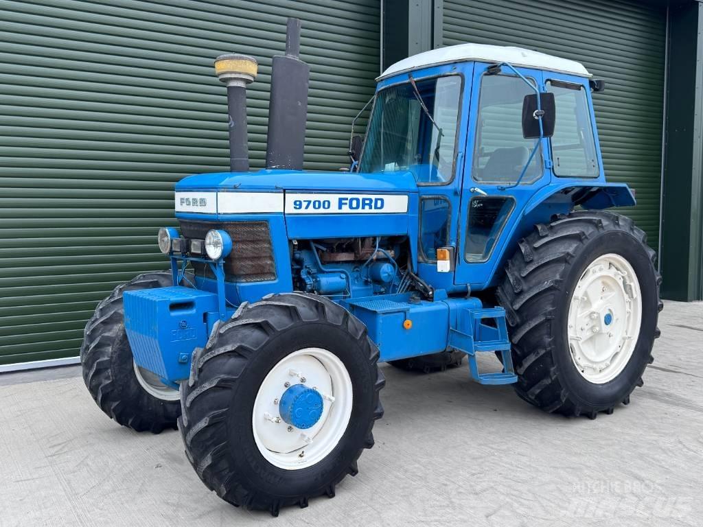 Ford 9700 Tractoren