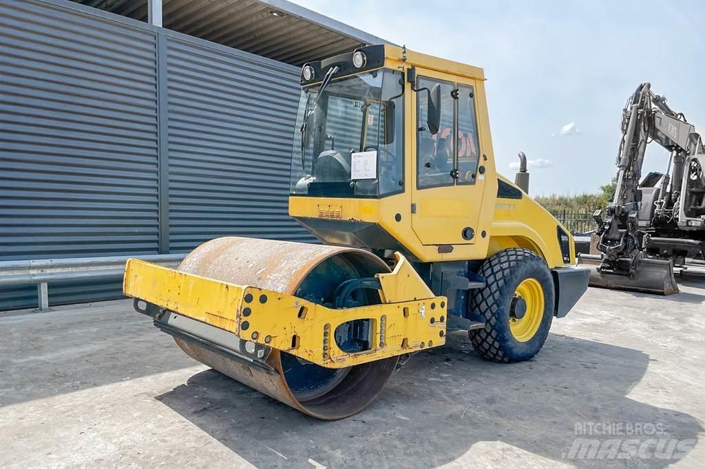 Bomag BW 177 D-4 Trilrolwalsen