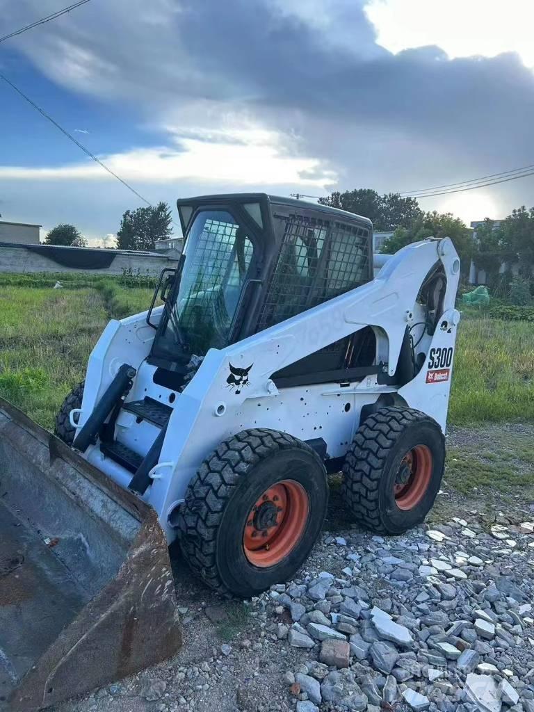 Bobcat S 300 Schrankladers