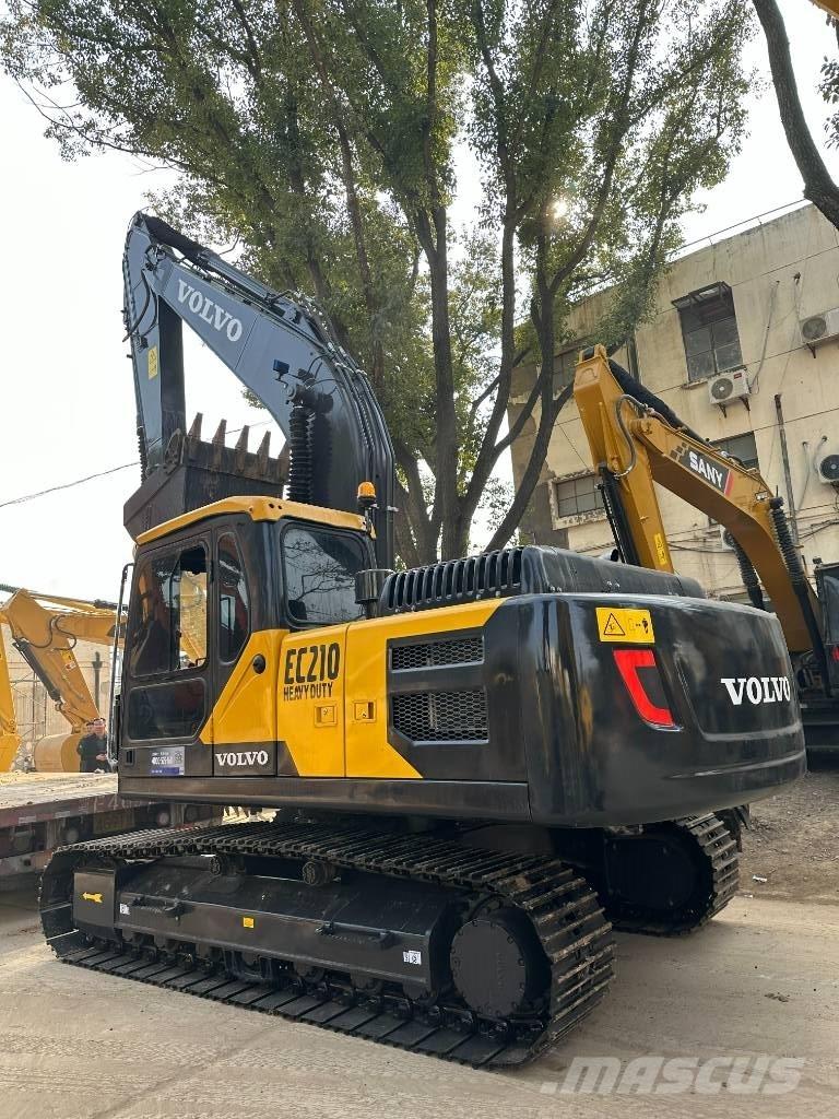 Volvo EC 210 Rupsgraafmachines