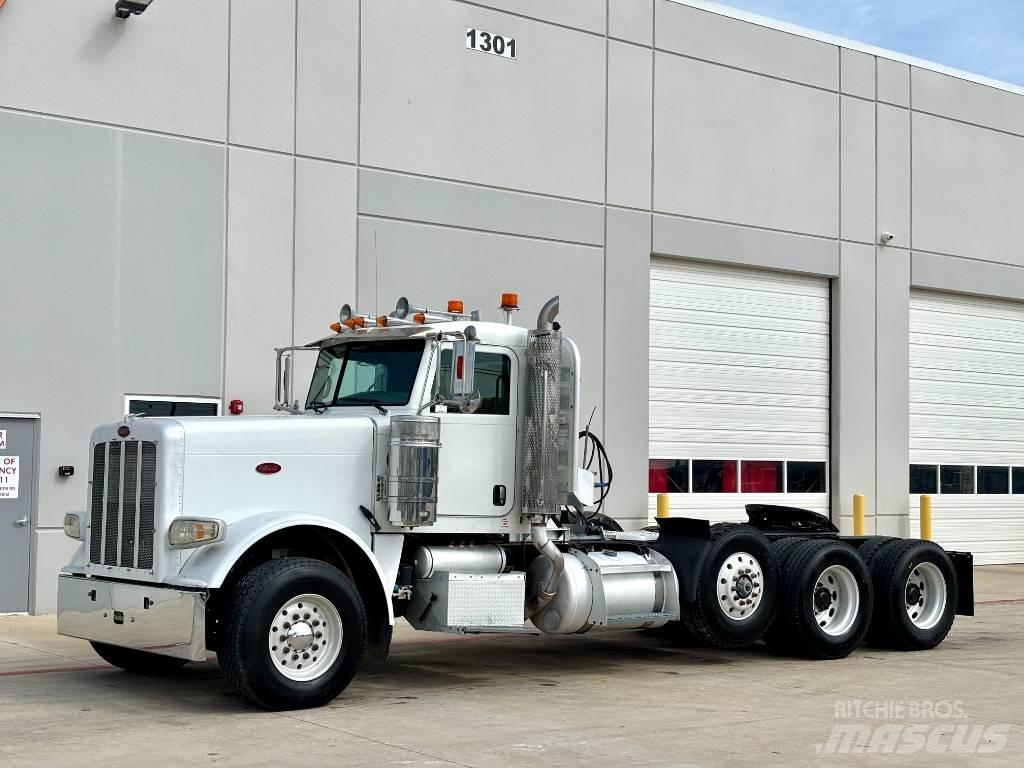 Peterbilt 388 Trekkers