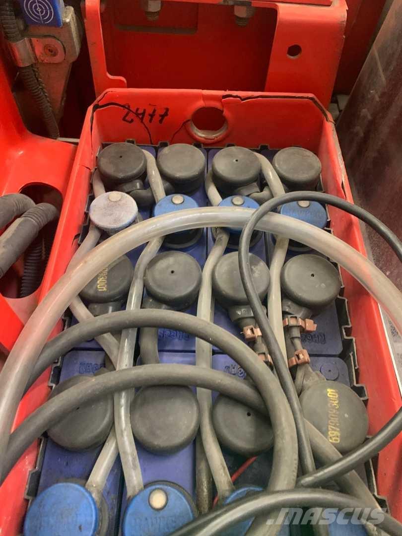 Linde L14I Zelfrijdende stapelaars