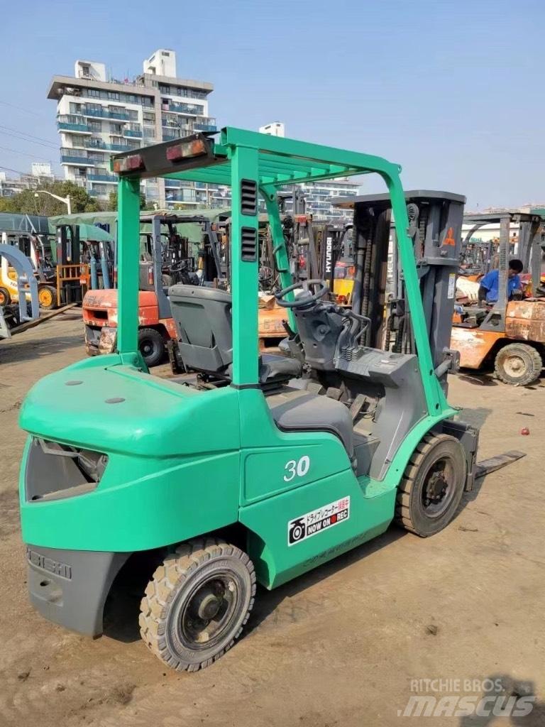 Mitsubishi FD30 Diesel heftrucks