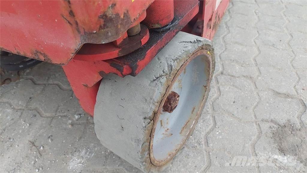 Manitou 78SEC Schaarhoogwerkers