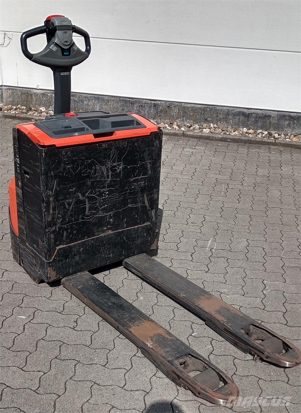 Toyota LWE 160 Stapelaar meeloop