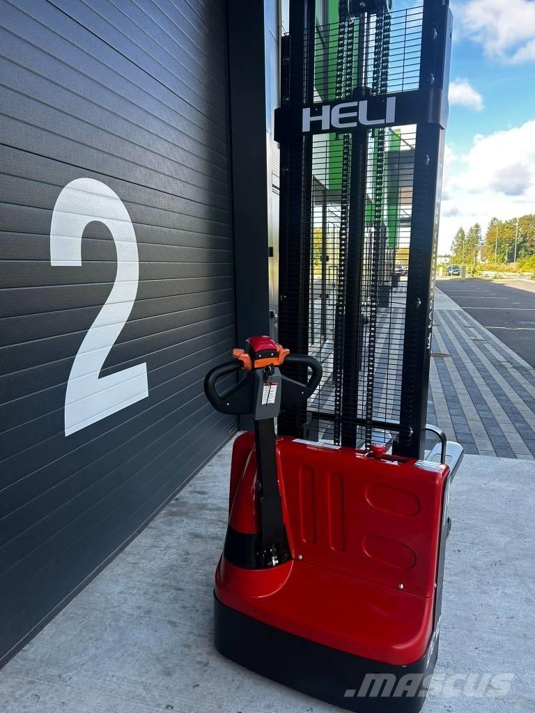 Heli CDD 12 Stapelaar meeloop