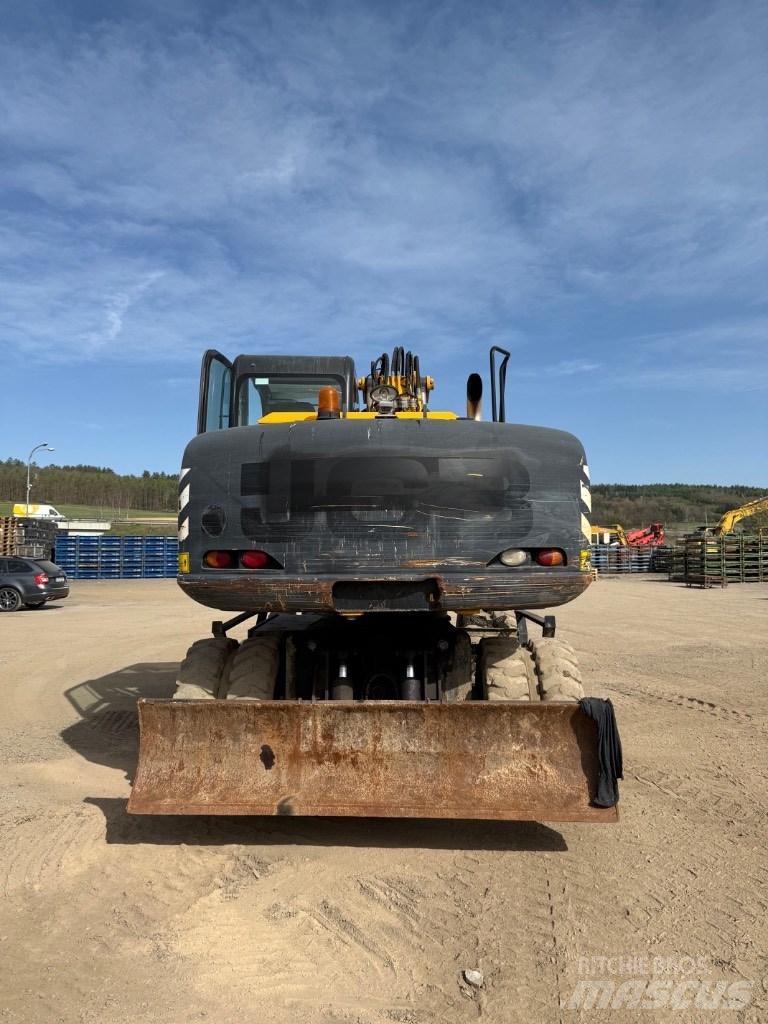 JCB JS 145 W Wielgraafmachines