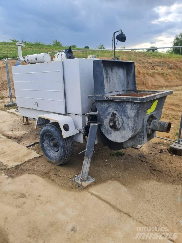  REED PUTZMEISTER M40 Betonpomptrucks