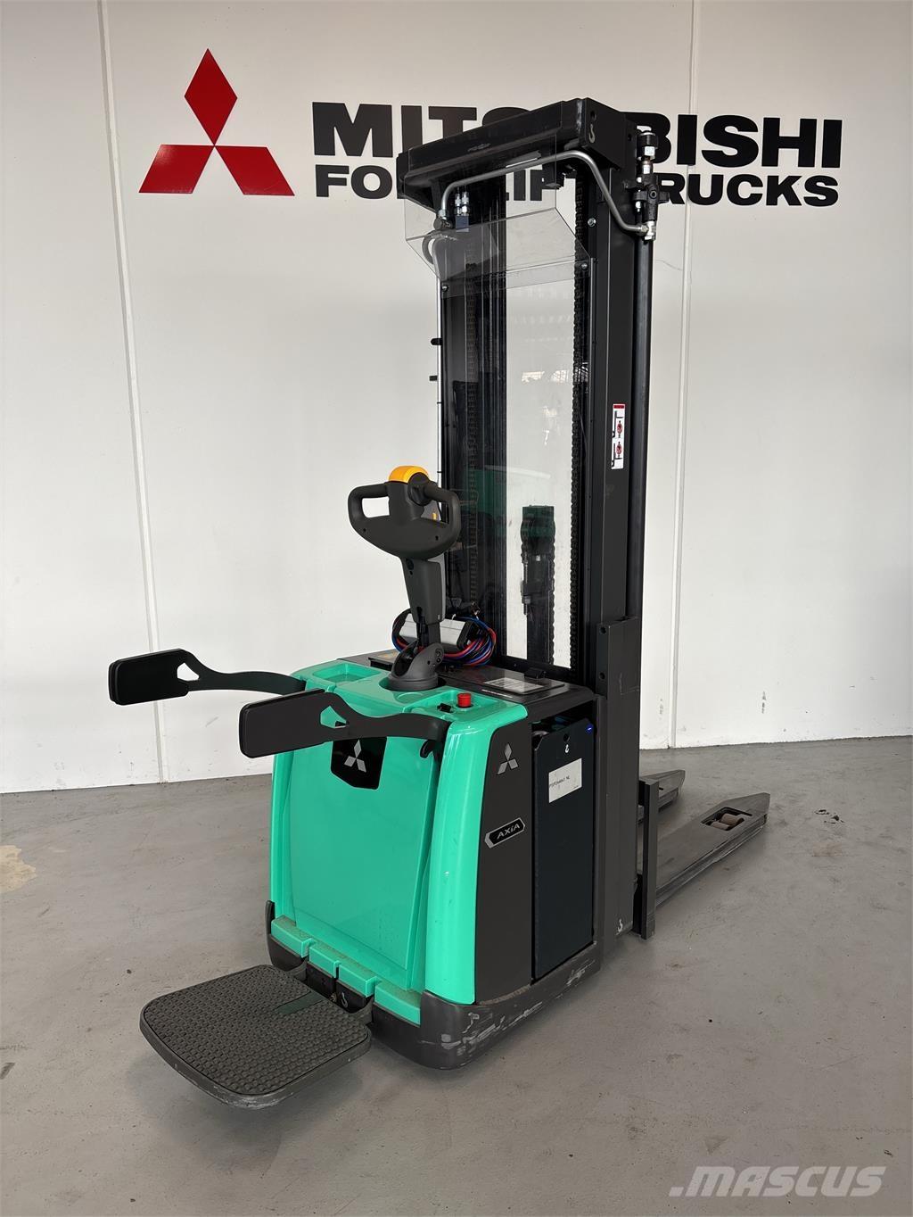 Mitsubishi SBV16PI Zelfrijdende stapelaars