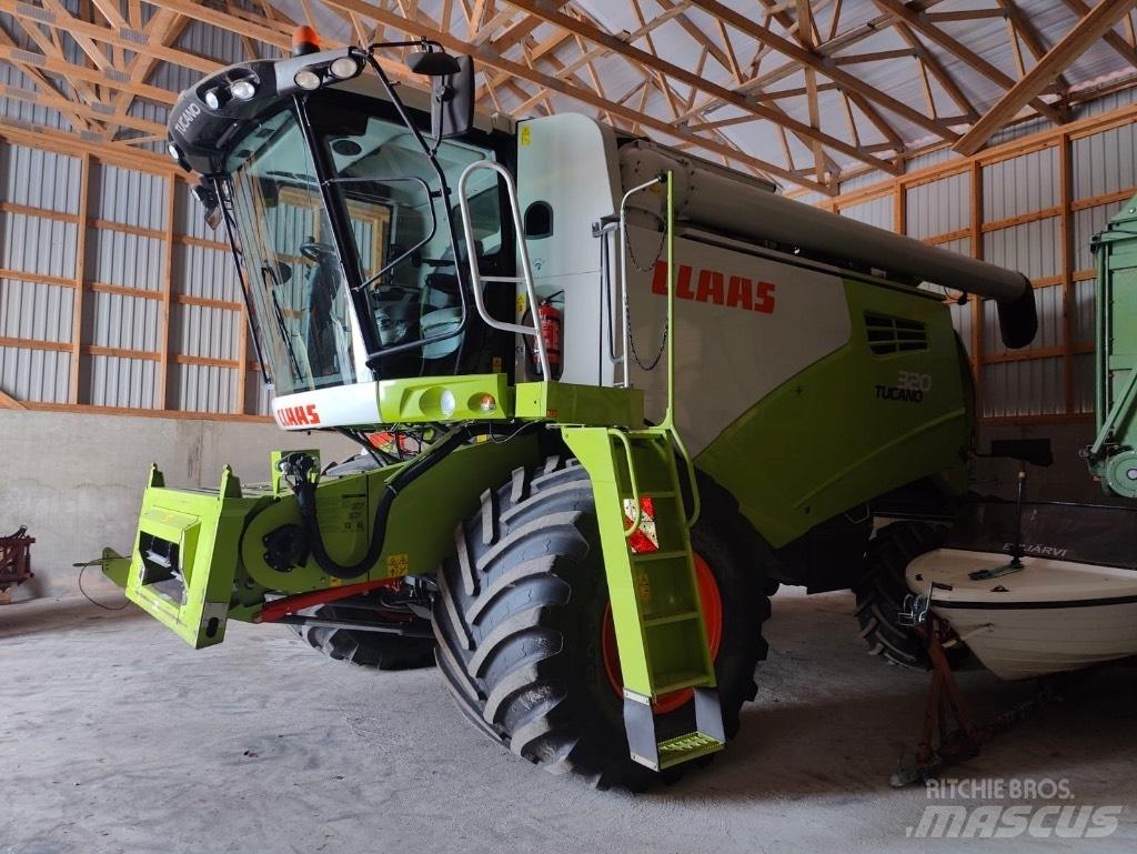 CLAAS Tucano 320 Maaidorsmachines