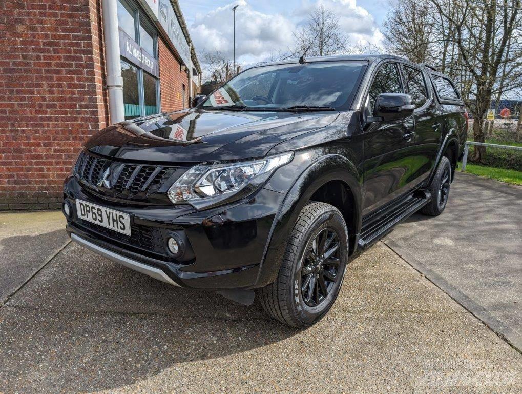 Mitsubishi L 200 Bestelwagens met open laadbak