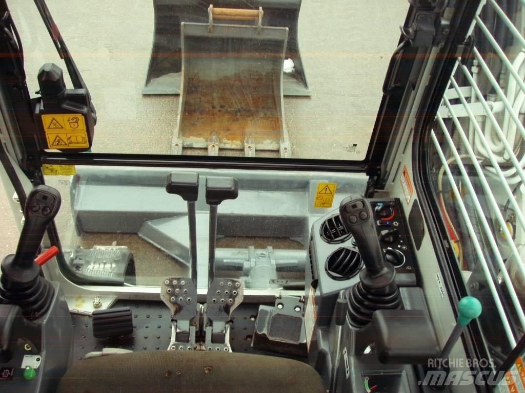 Takeuchi TB153FR Minigraafmachines < 7t