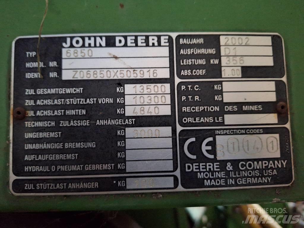 John Deere 6850 Zelfrijdende veldhakselaars