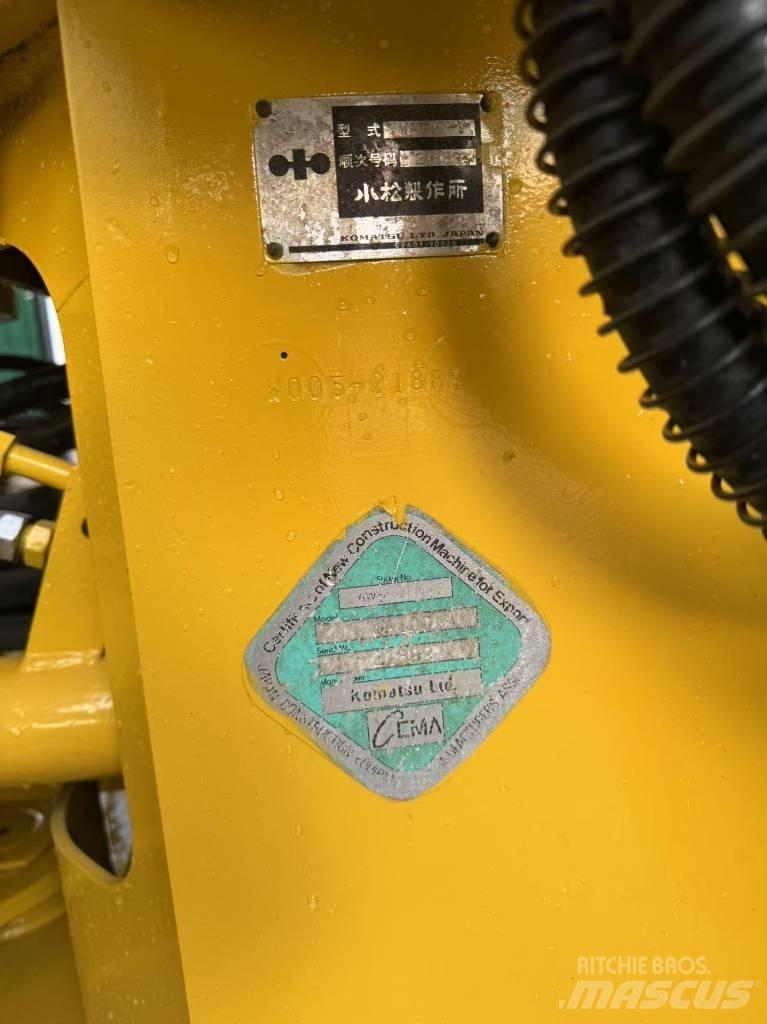 Komatsu WA100-1 Wielladers