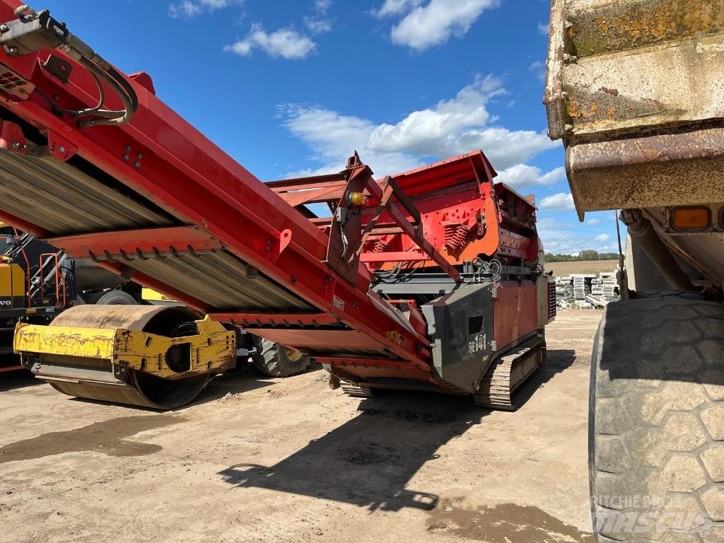 Sandvik QE 141 Mobiele zeefinstallaties