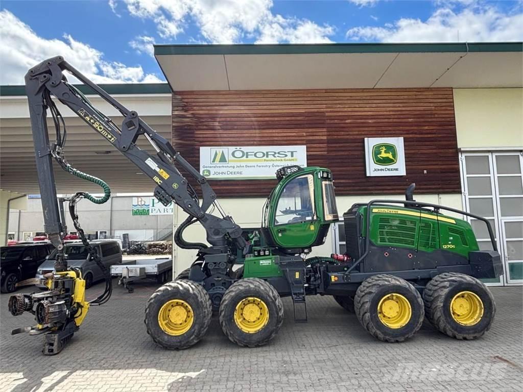 John Deere 1270 G Harvesters