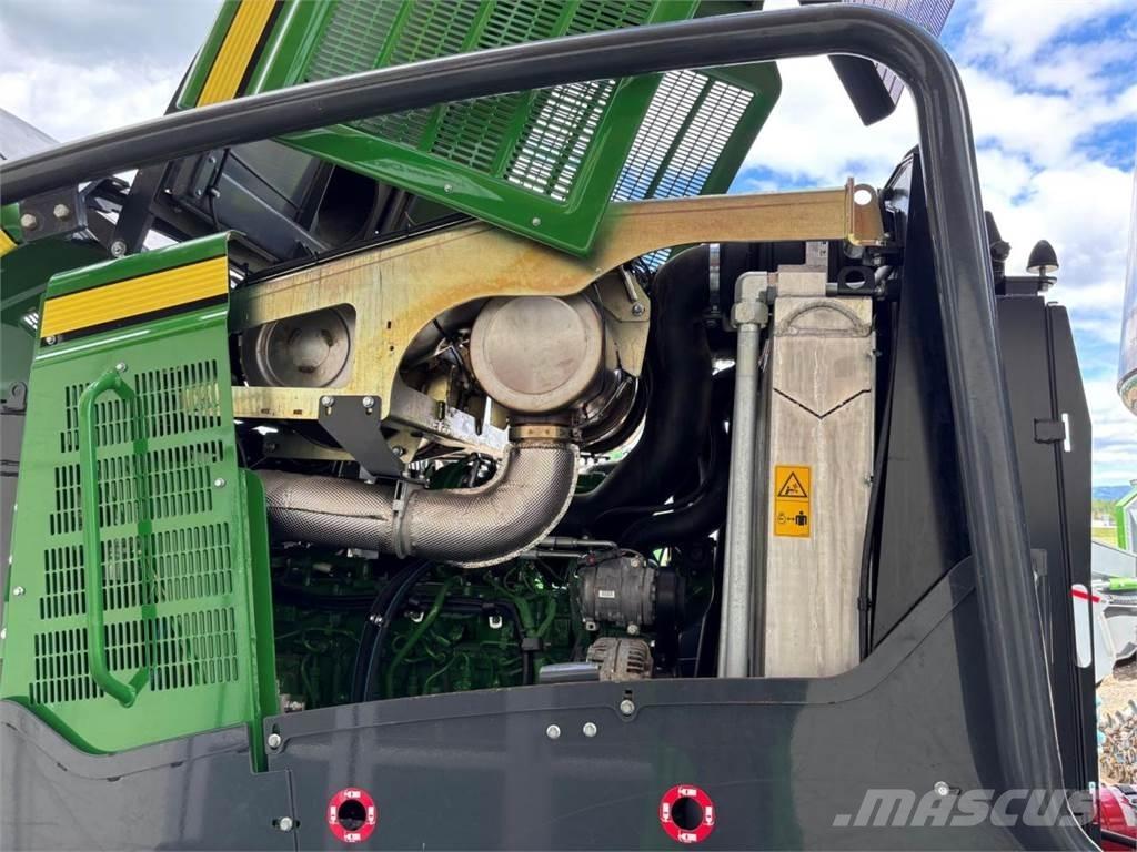 John Deere 1270 G Harvesters