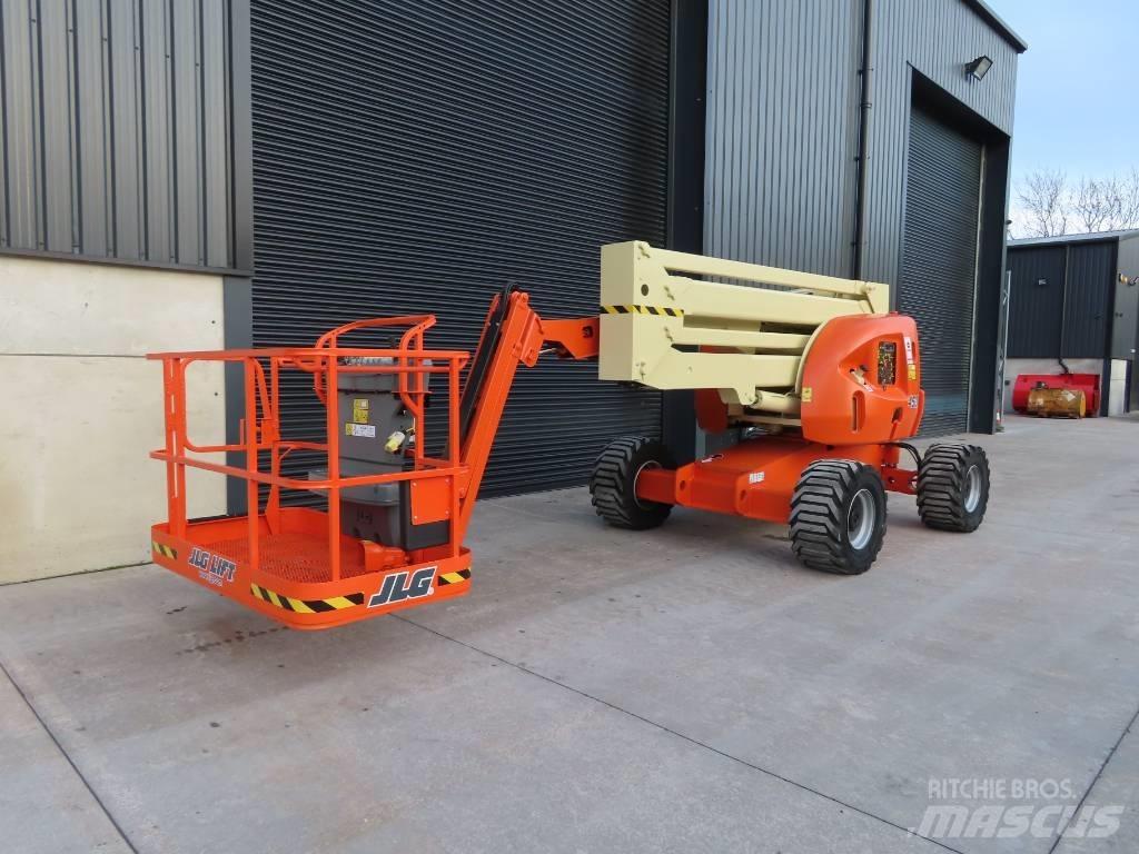 JLG 450 AJ Knikarmhoogwerkers